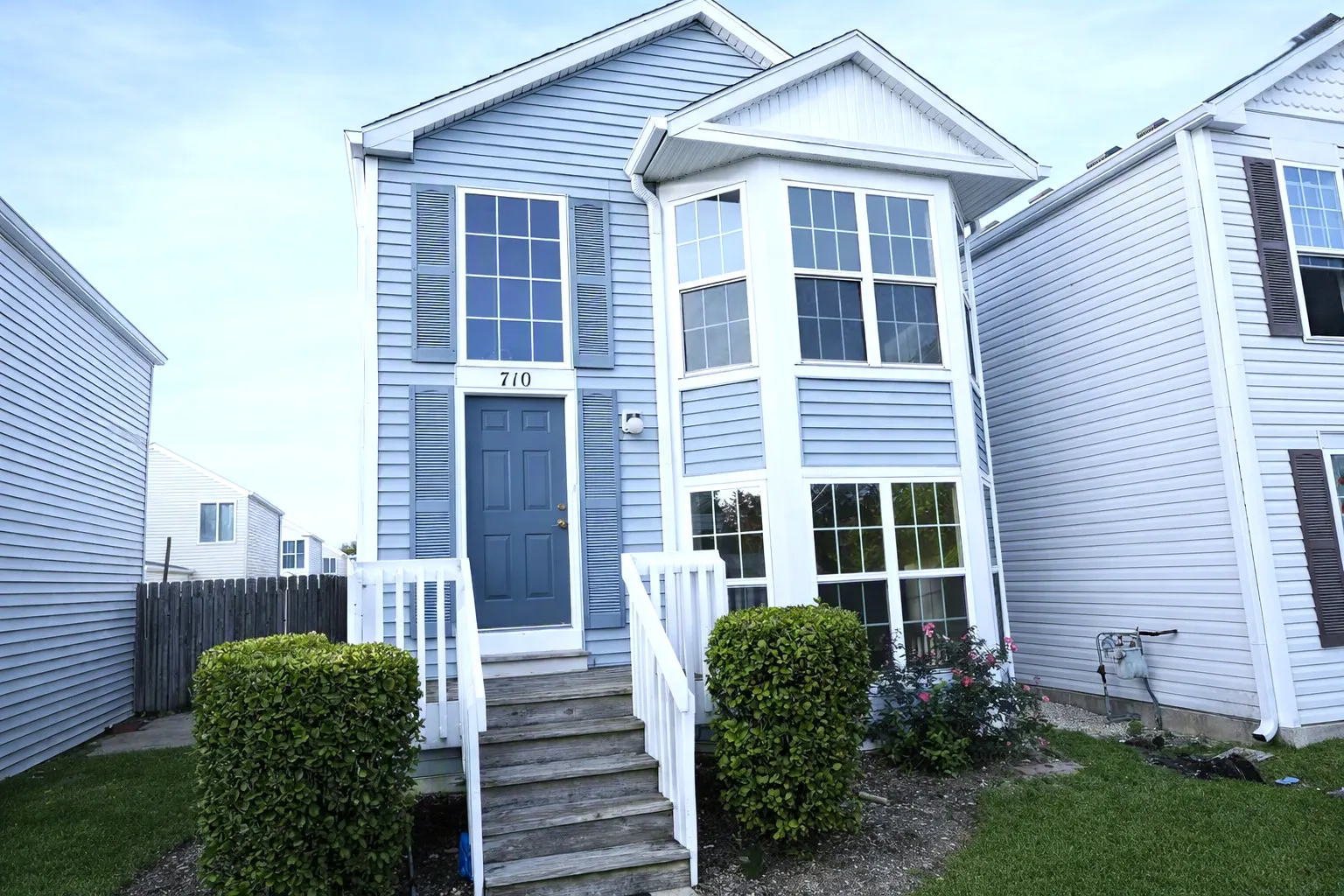 710 FOUR SEASONS Boulevard IL #710