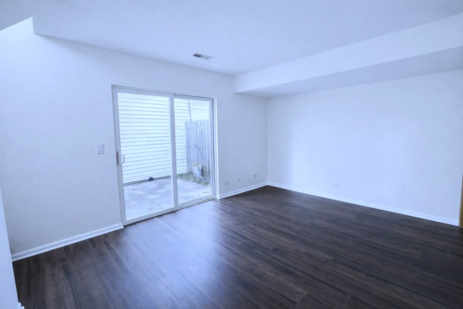 710 FOUR SEASONS Boulevard IL #710