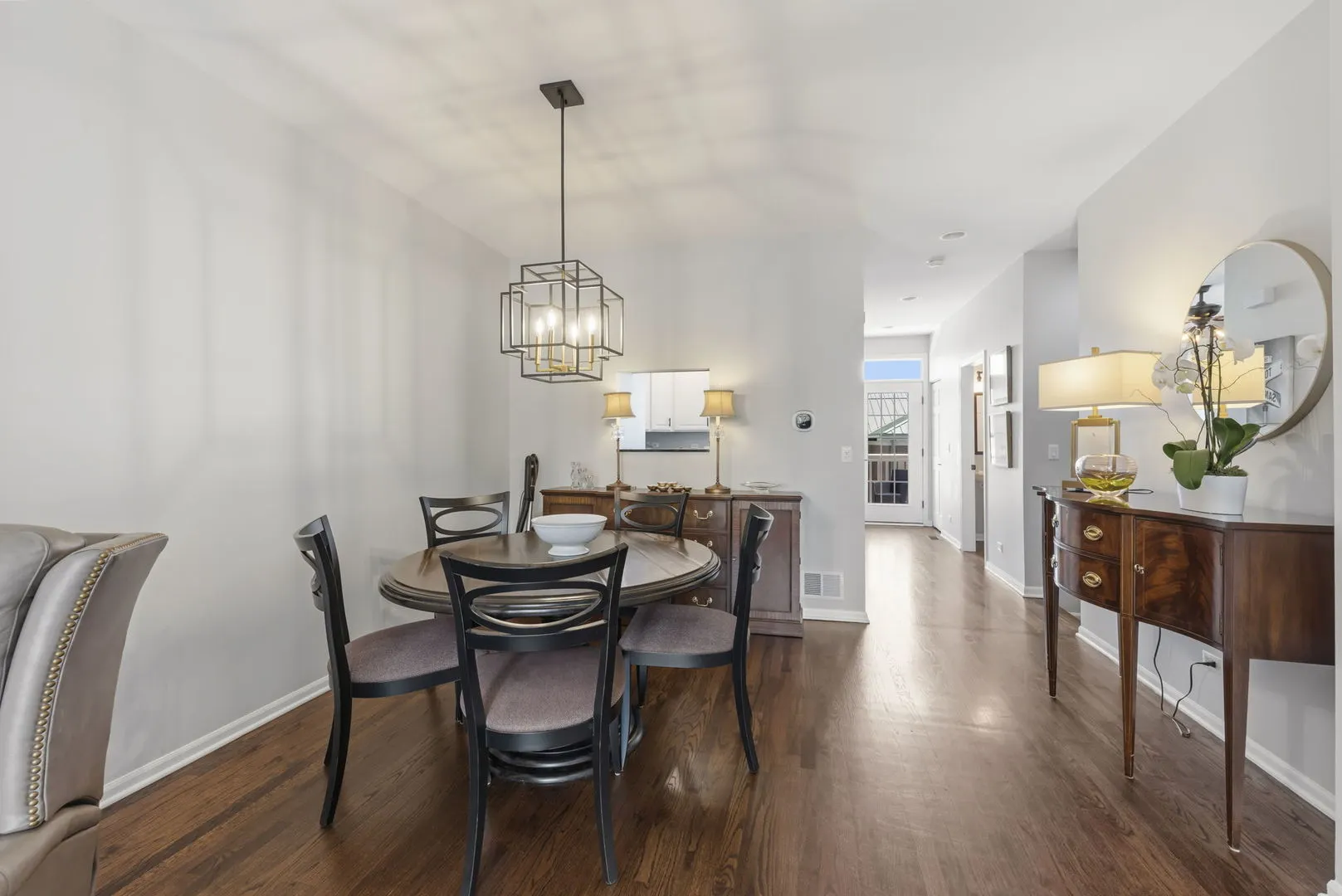 231 N West Street IL #0