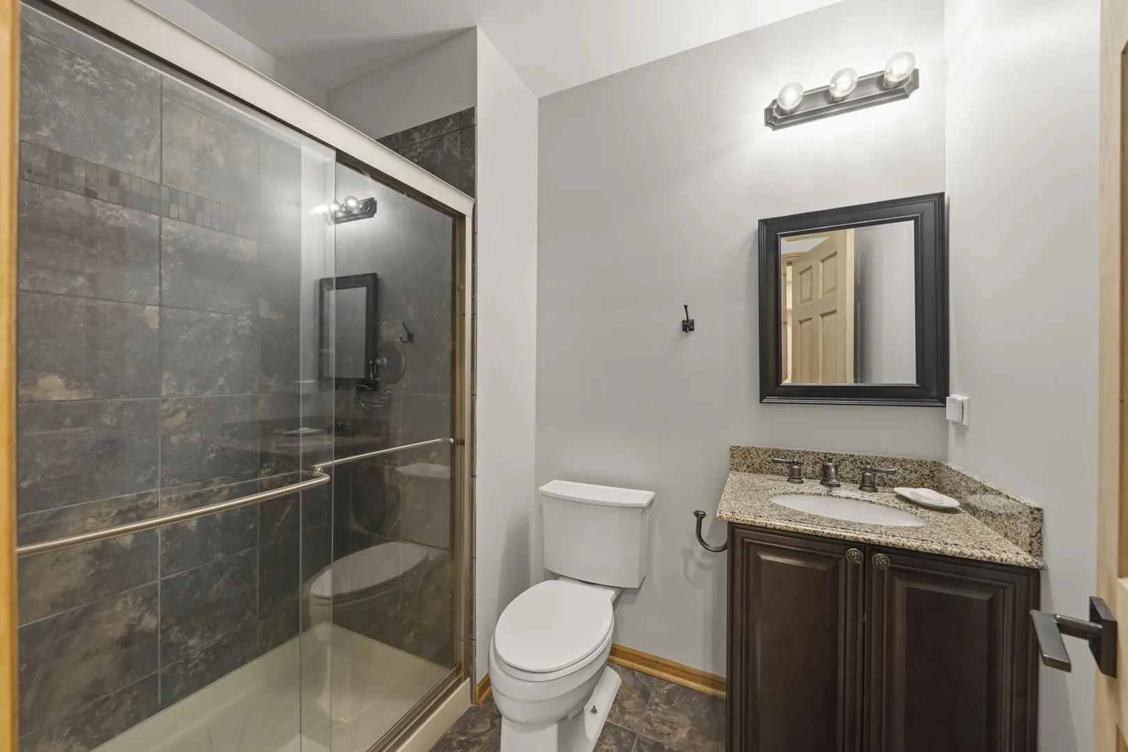 231 N West Street IL #0