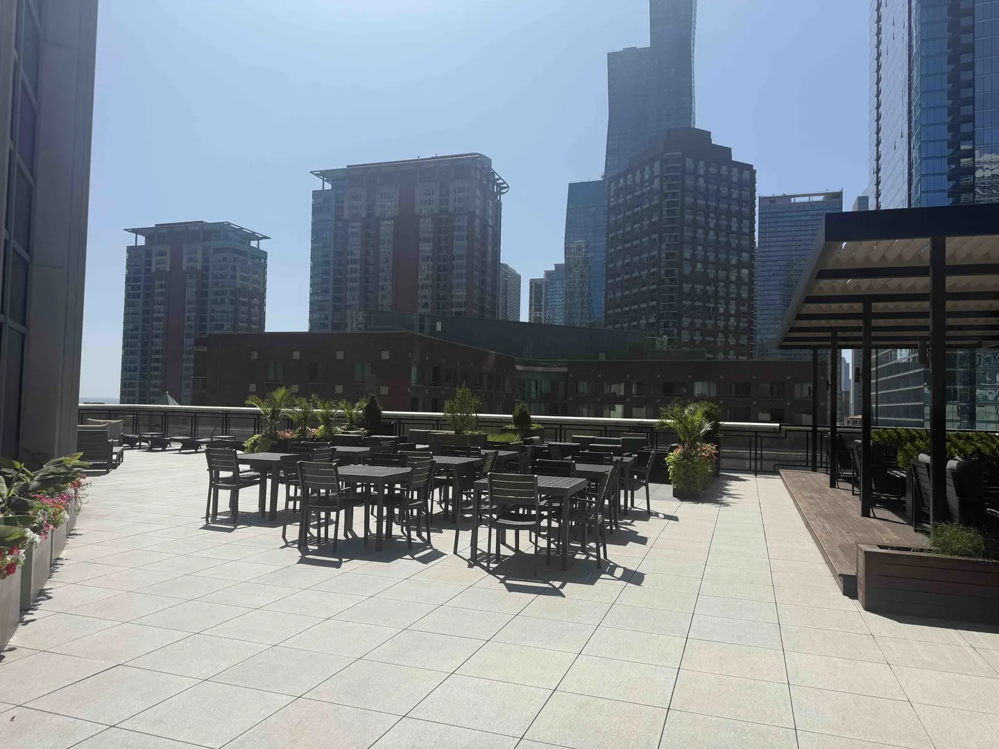 512 N MCCLURG Court IL #4003