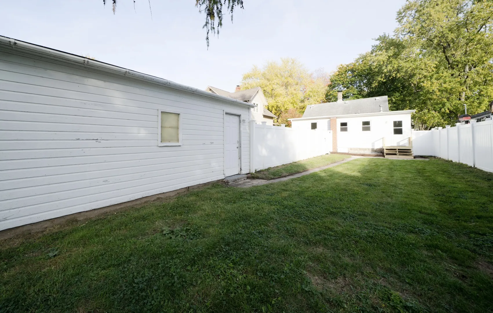 849 N 11th Street IL