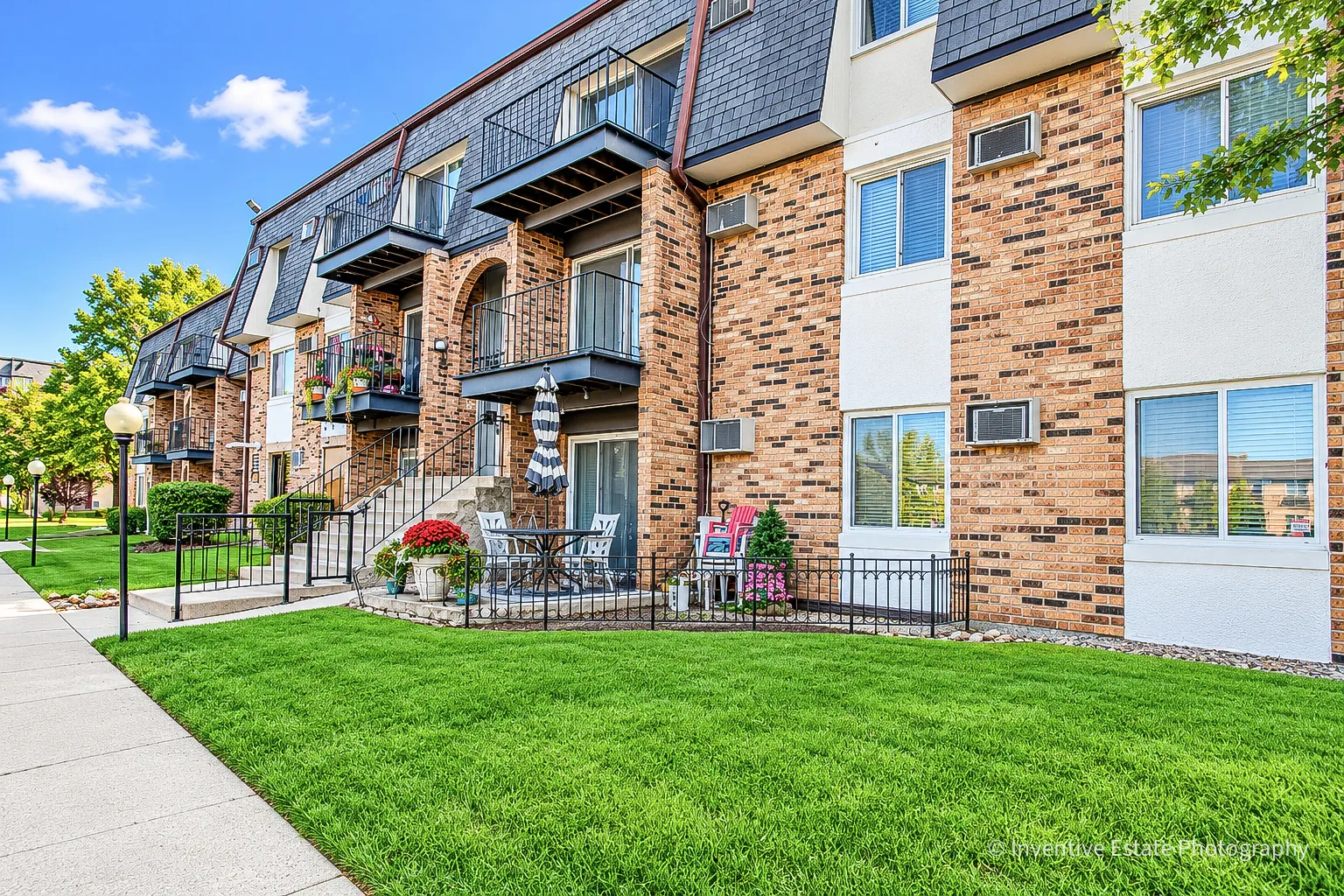 8A E Dundee Quarter Drive IL #207