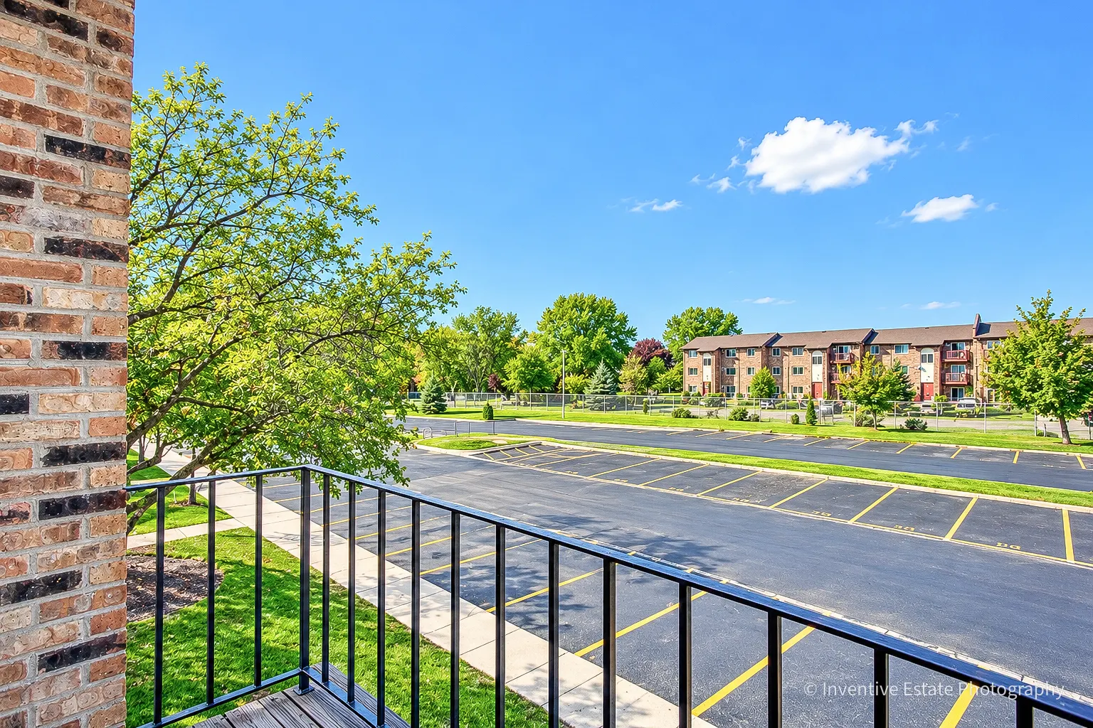 8A E Dundee Quarter Drive IL #207