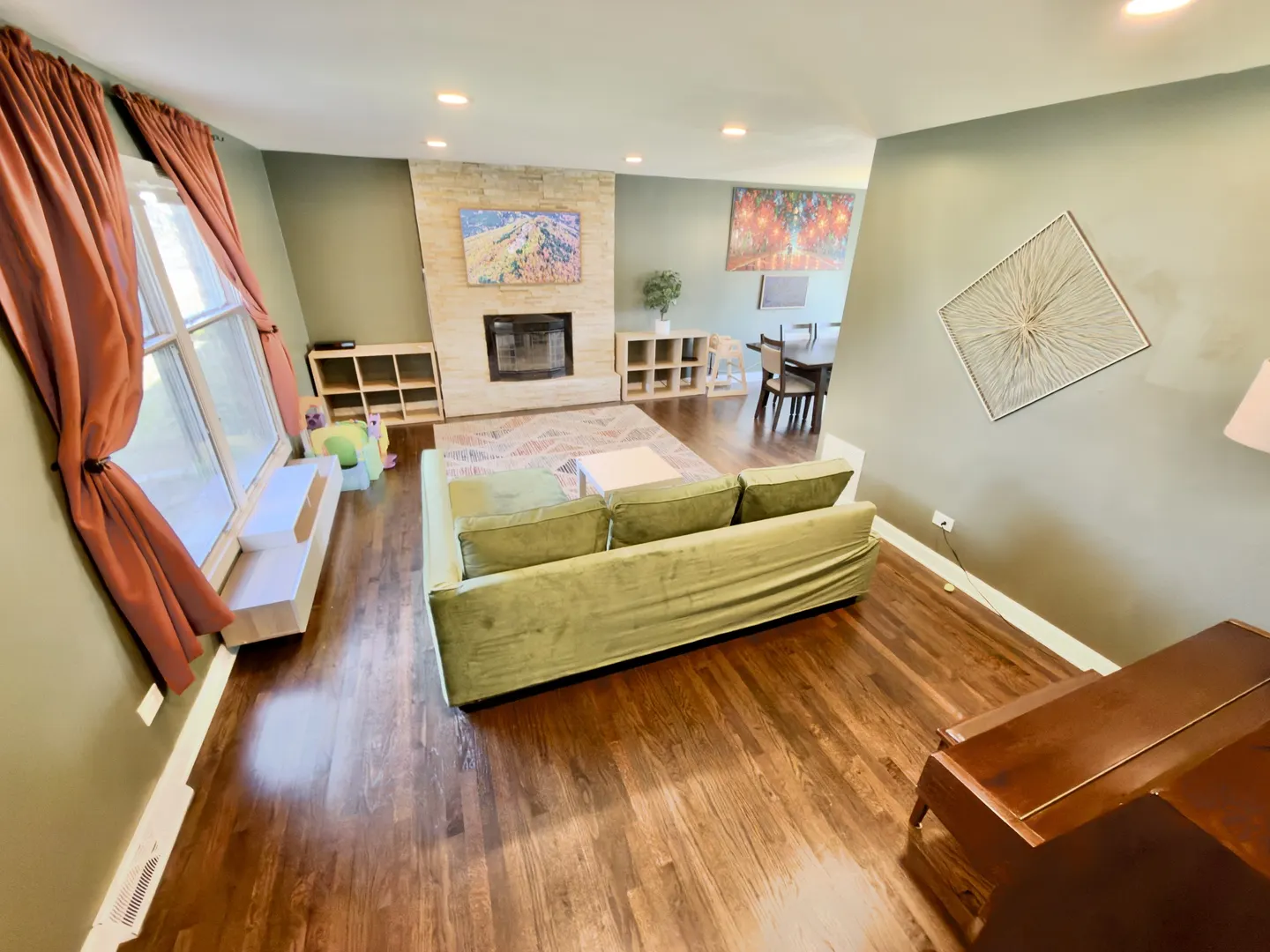 871 Cambridge Drive IL