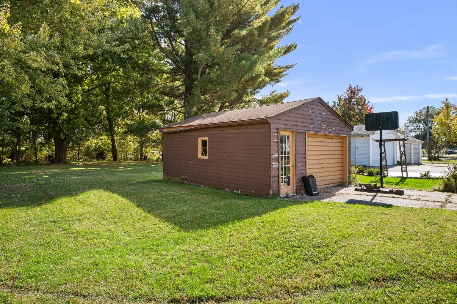 2218 10th Street IL