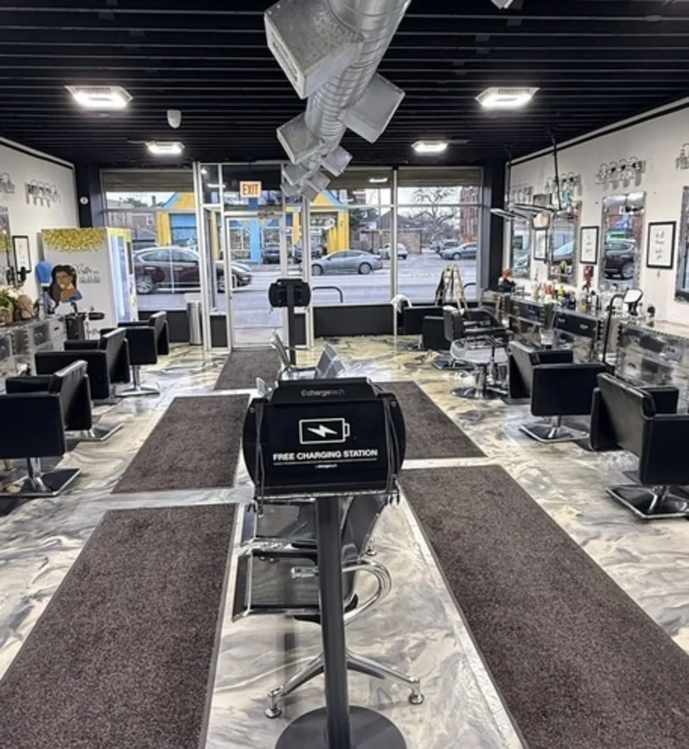 8252 S ASHLAND Avenue IL