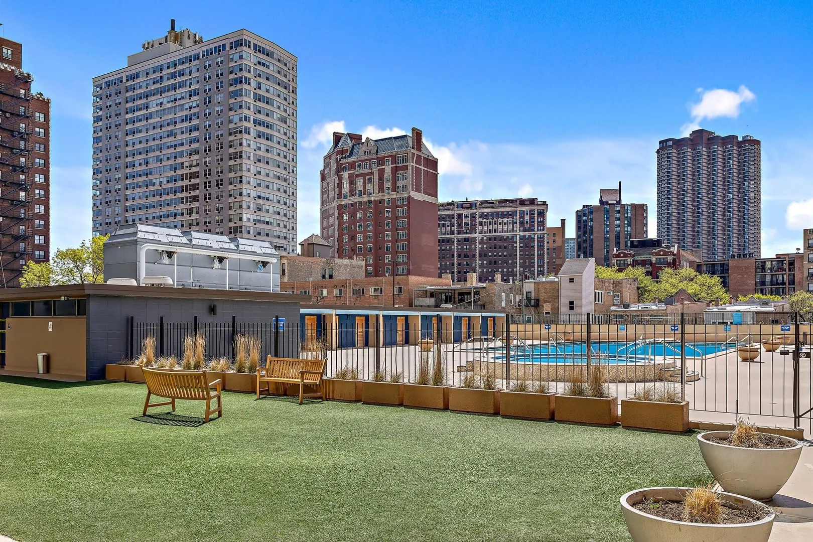 655 W IRVING PARK Road IL #1517