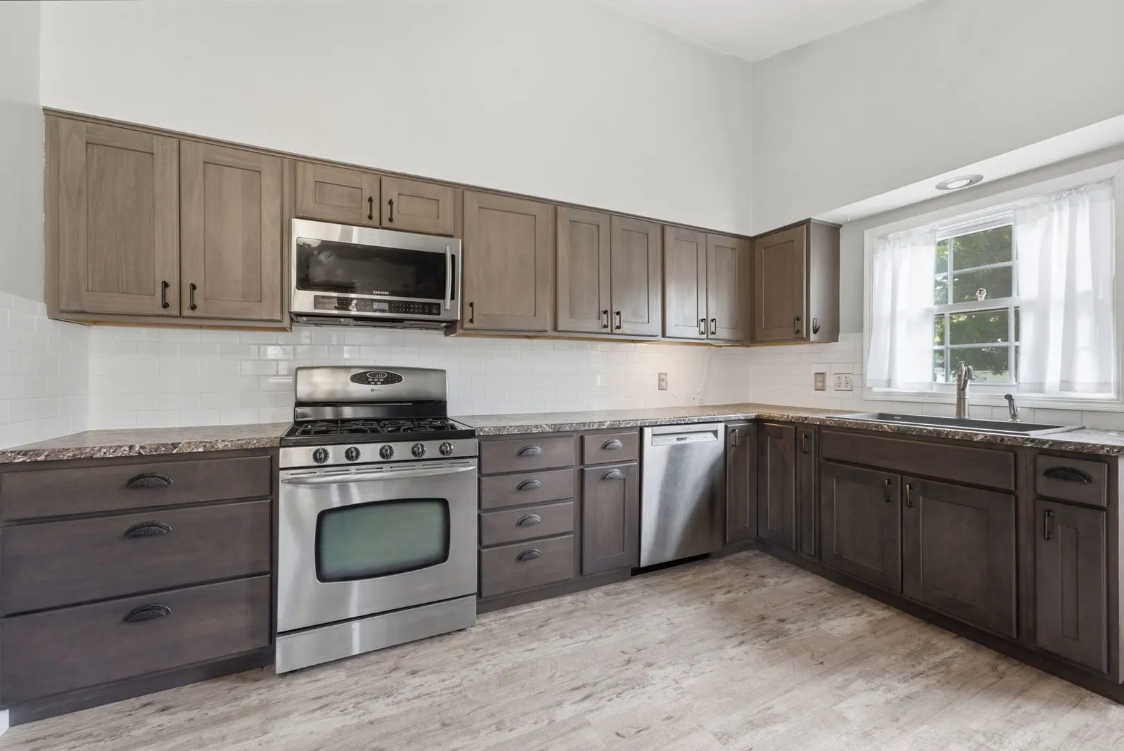 4224 34th Avenue Place IL