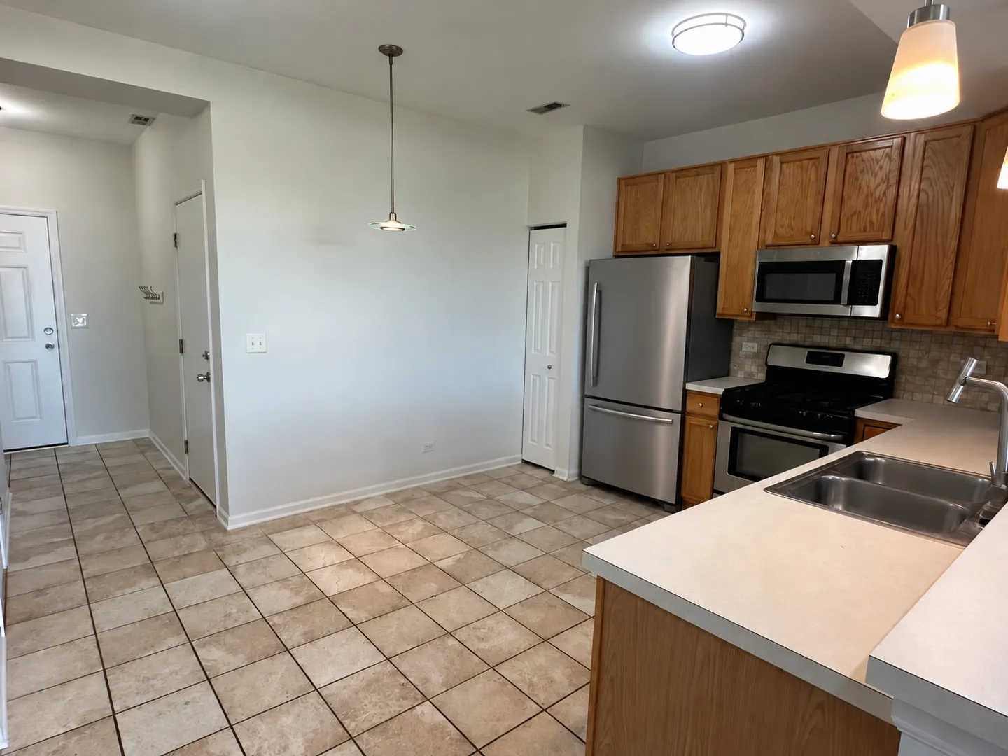 2287 Flagstone Lane IL