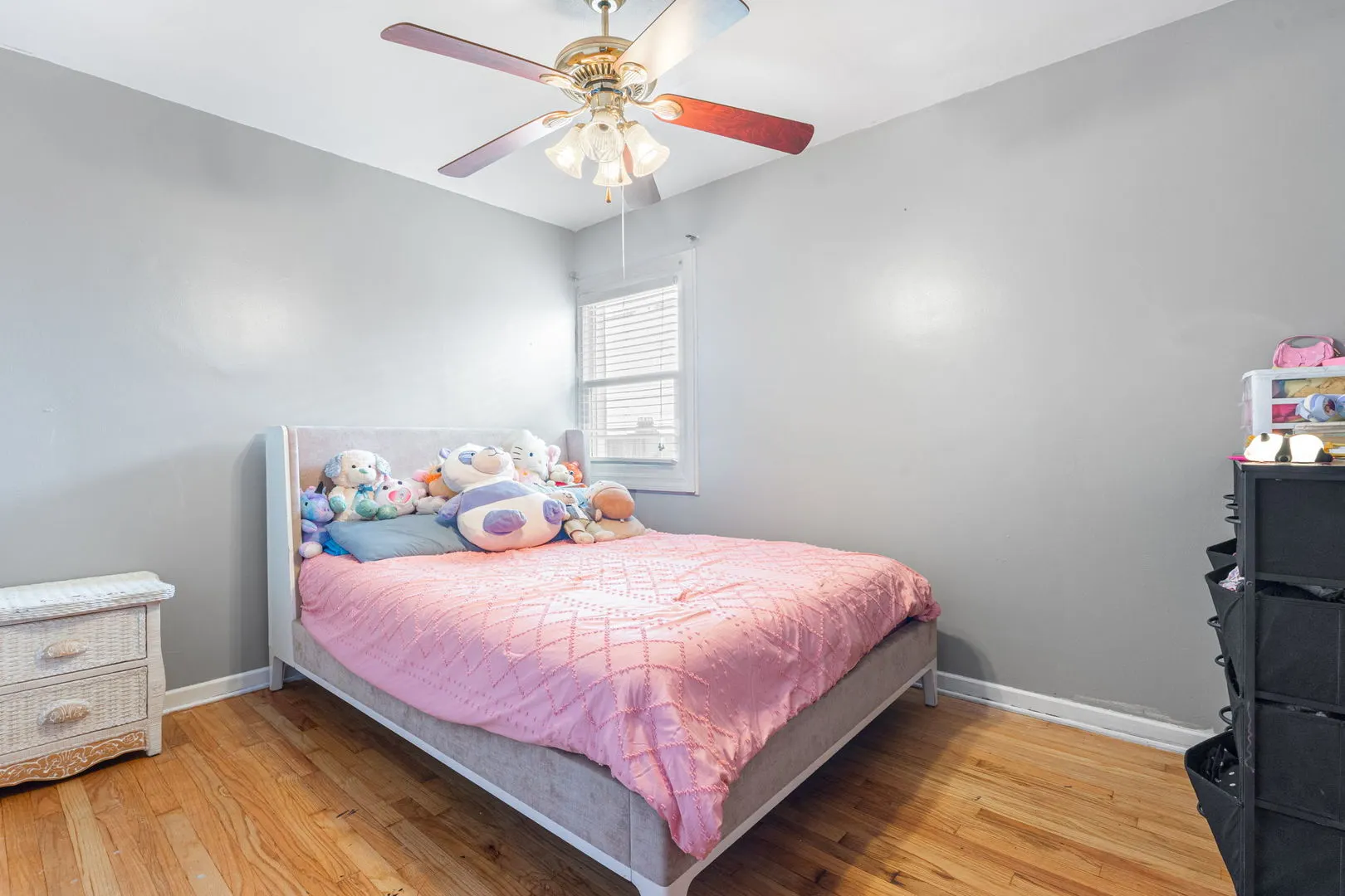 8052 S Saint Louis Avenue IL