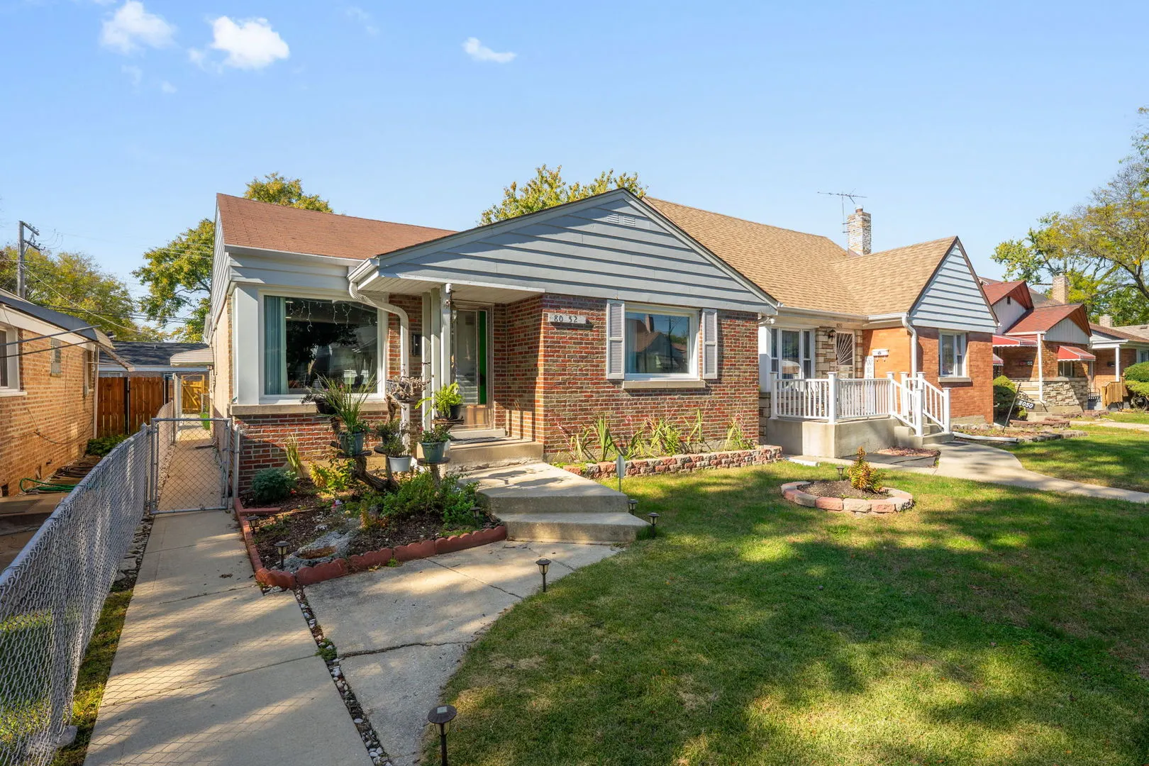 8052 S Saint Louis Avenue IL