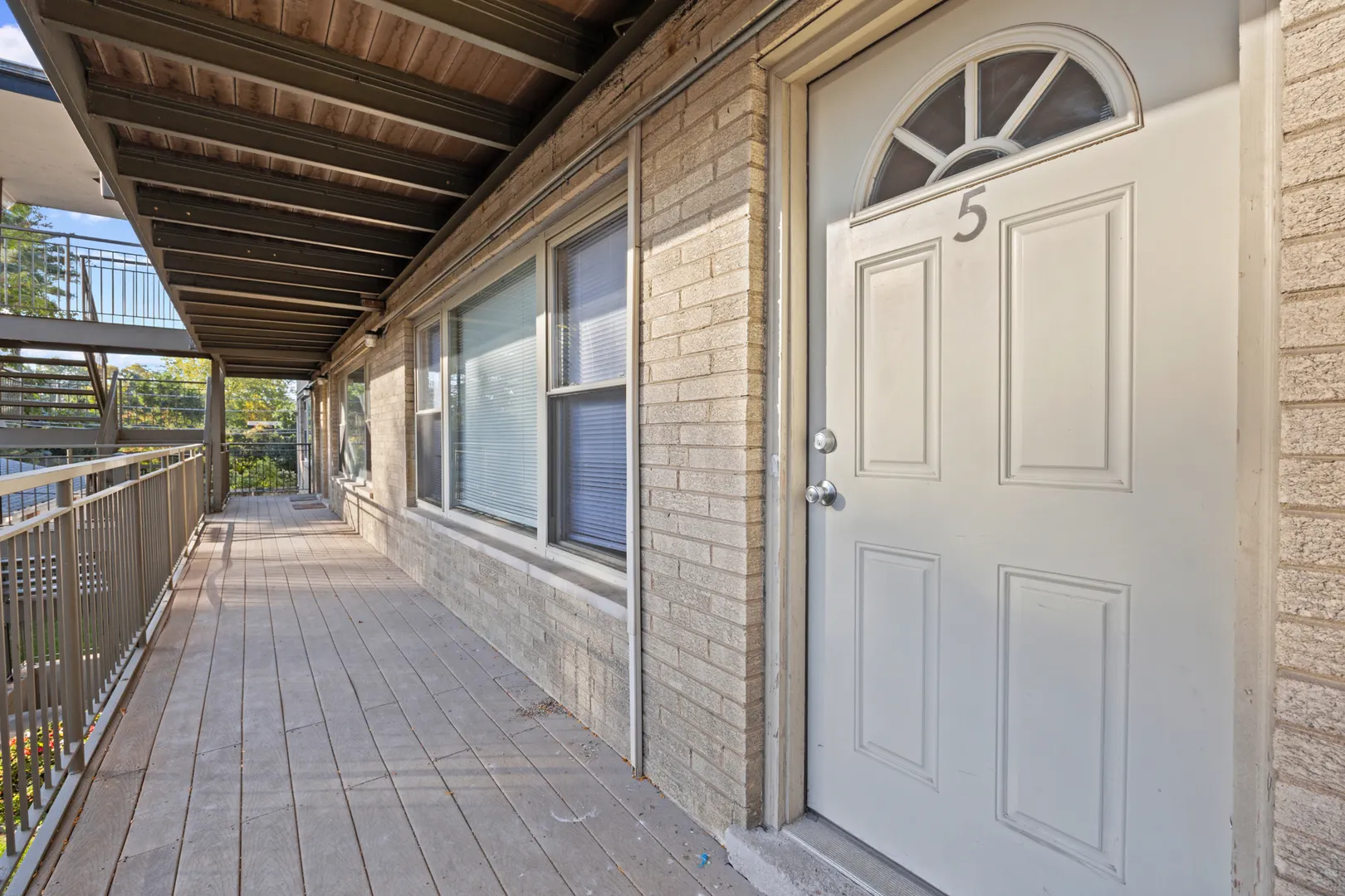 7827 North Avenue IL #1