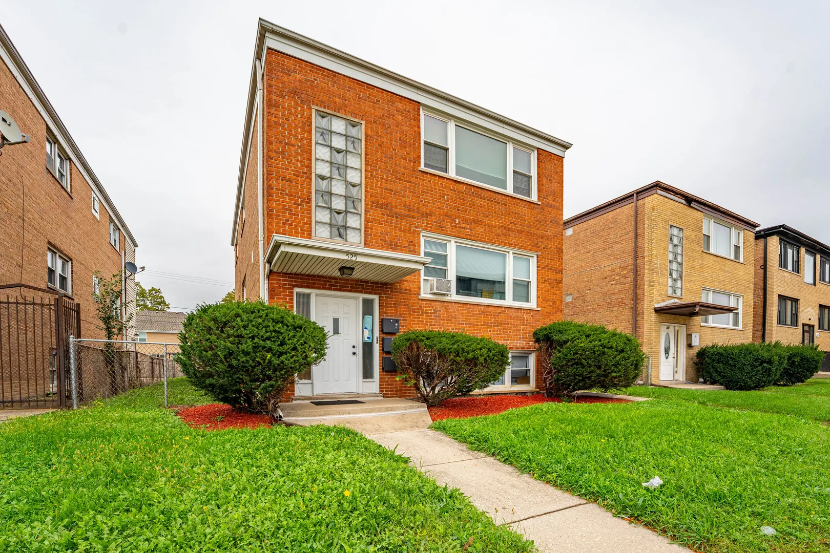 525 25th Avenue IL #2