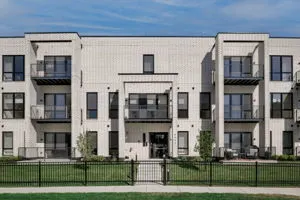 8000 W O'Connor Drive IL #113