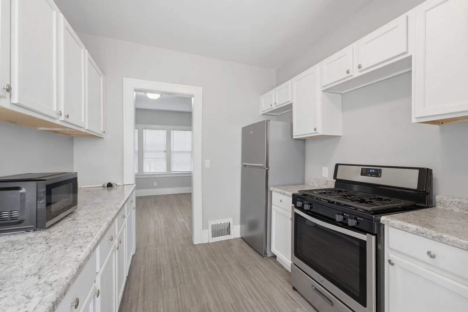 4535 14th Avenue IL