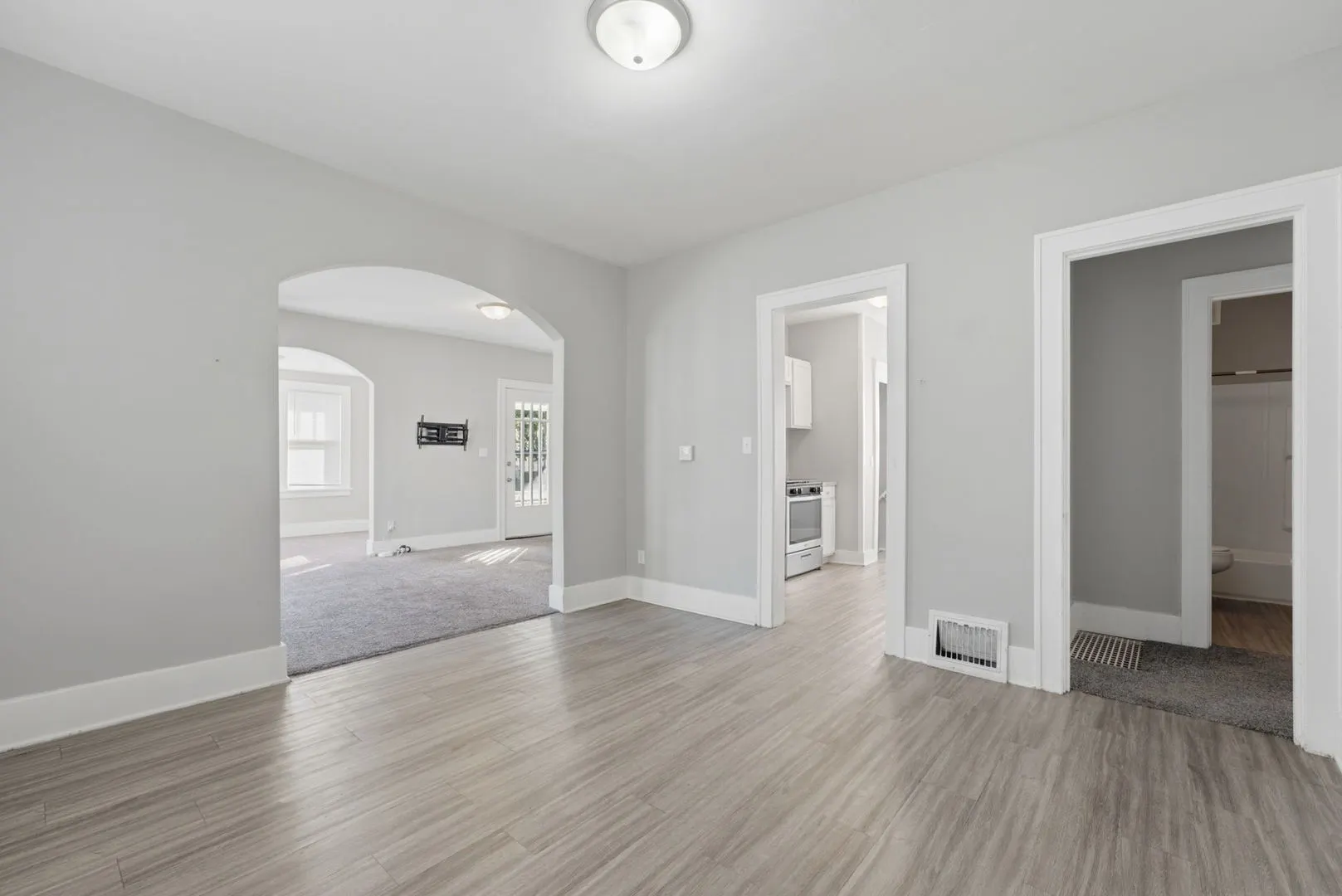 4535 14th Avenue IL
