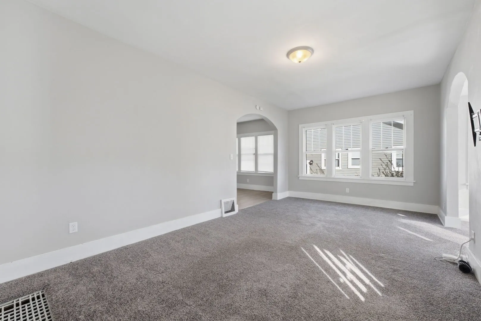 4535 14th Avenue IL