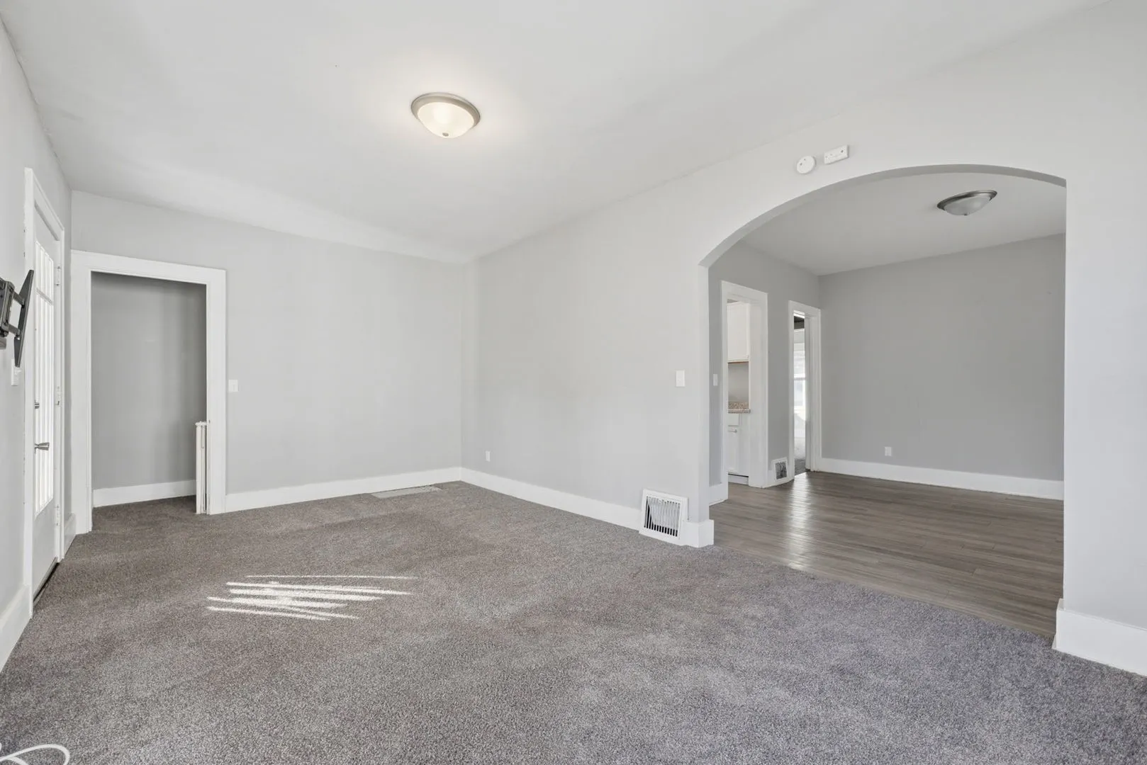 4535 14th Avenue IL