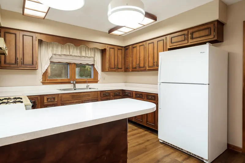 823 COOLIDGE Place IL