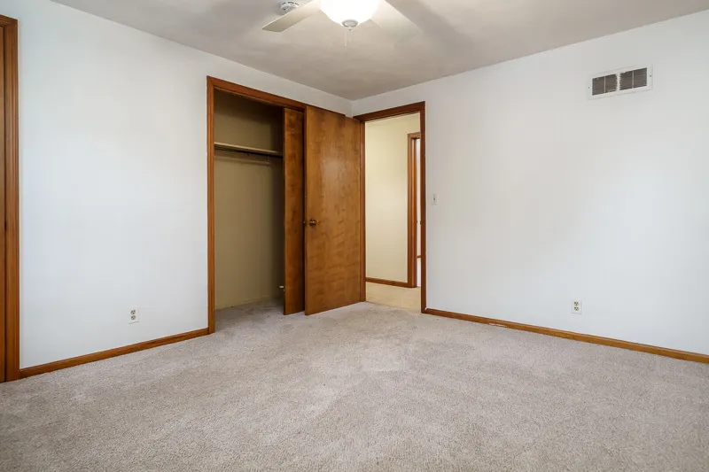 823 COOLIDGE Place IL