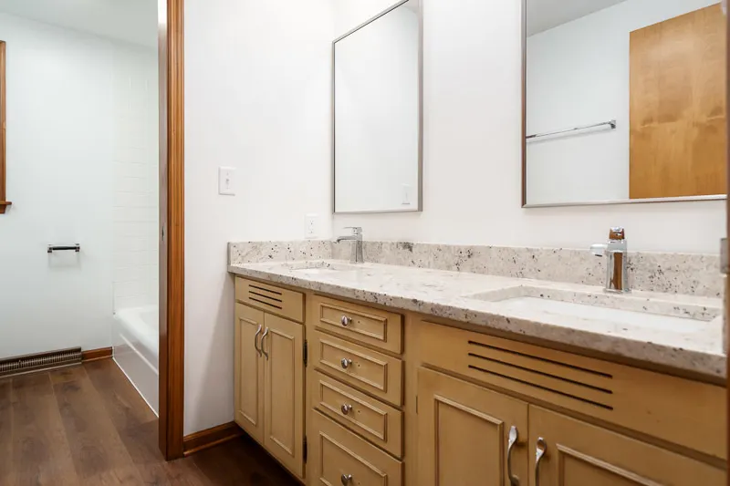 823 COOLIDGE Place IL
