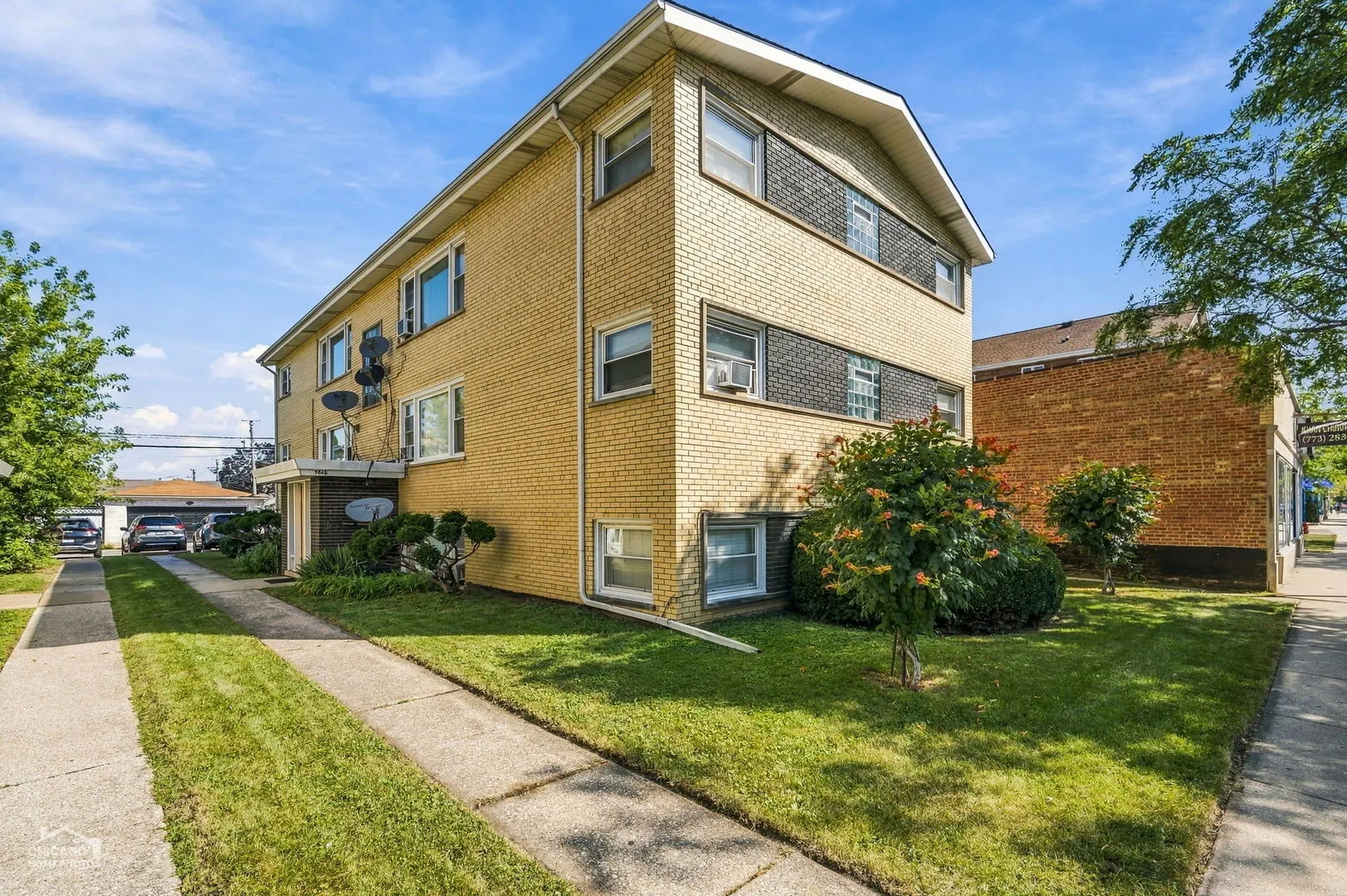 5848 W Irving Park Road IL #1N