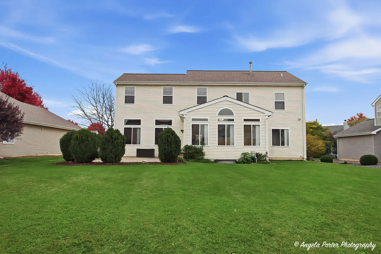 109 N Cross Trail IL
