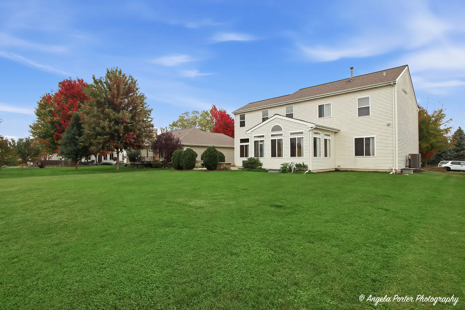 109 N Cross Trail IL