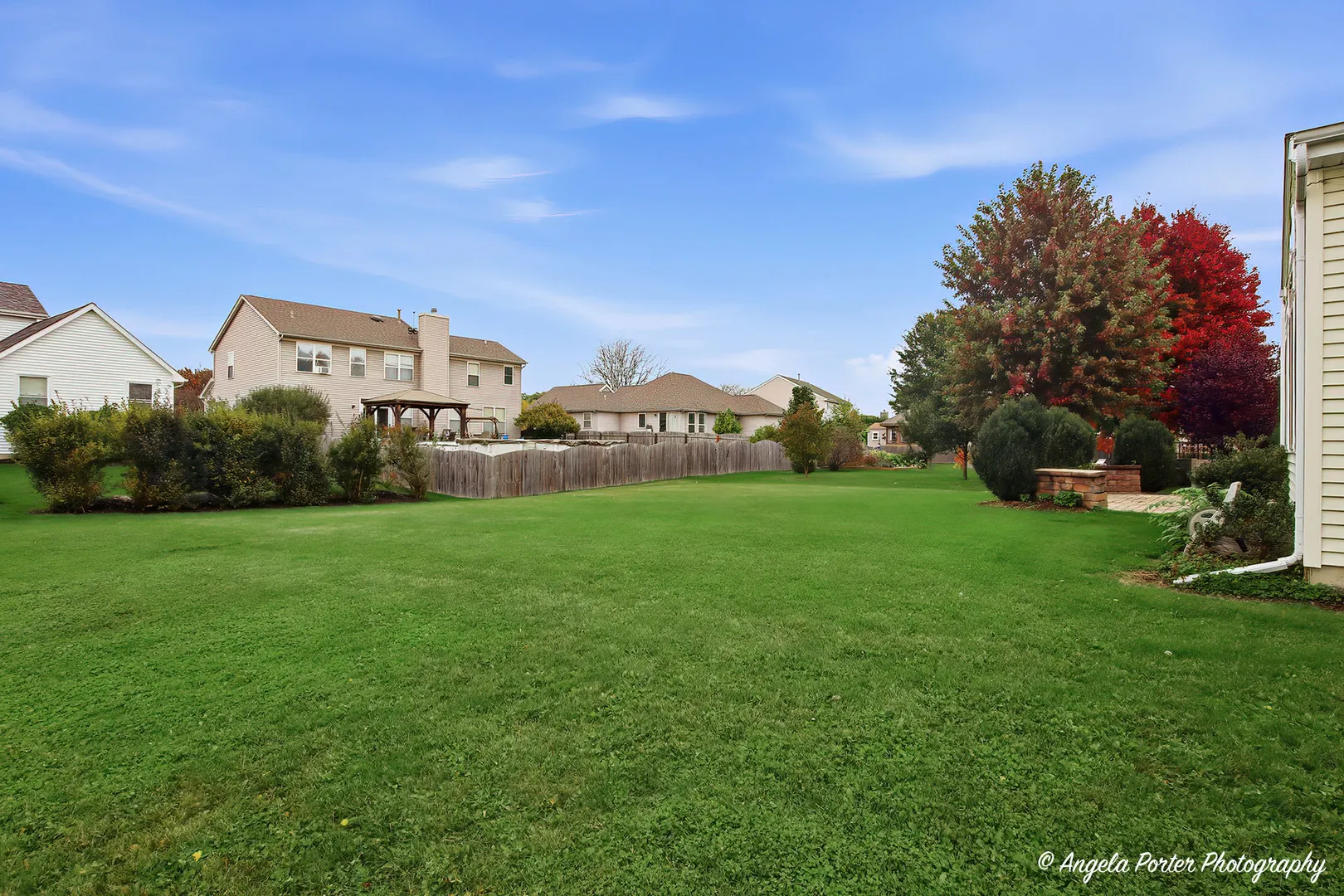 109 N Cross Trail IL
