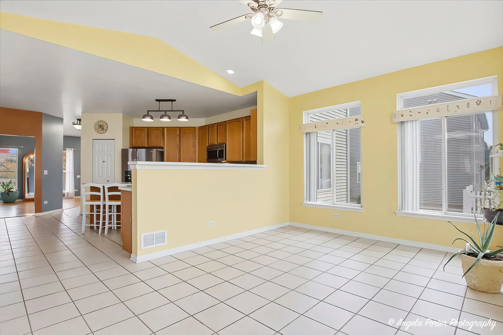 109 N Cross Trail IL