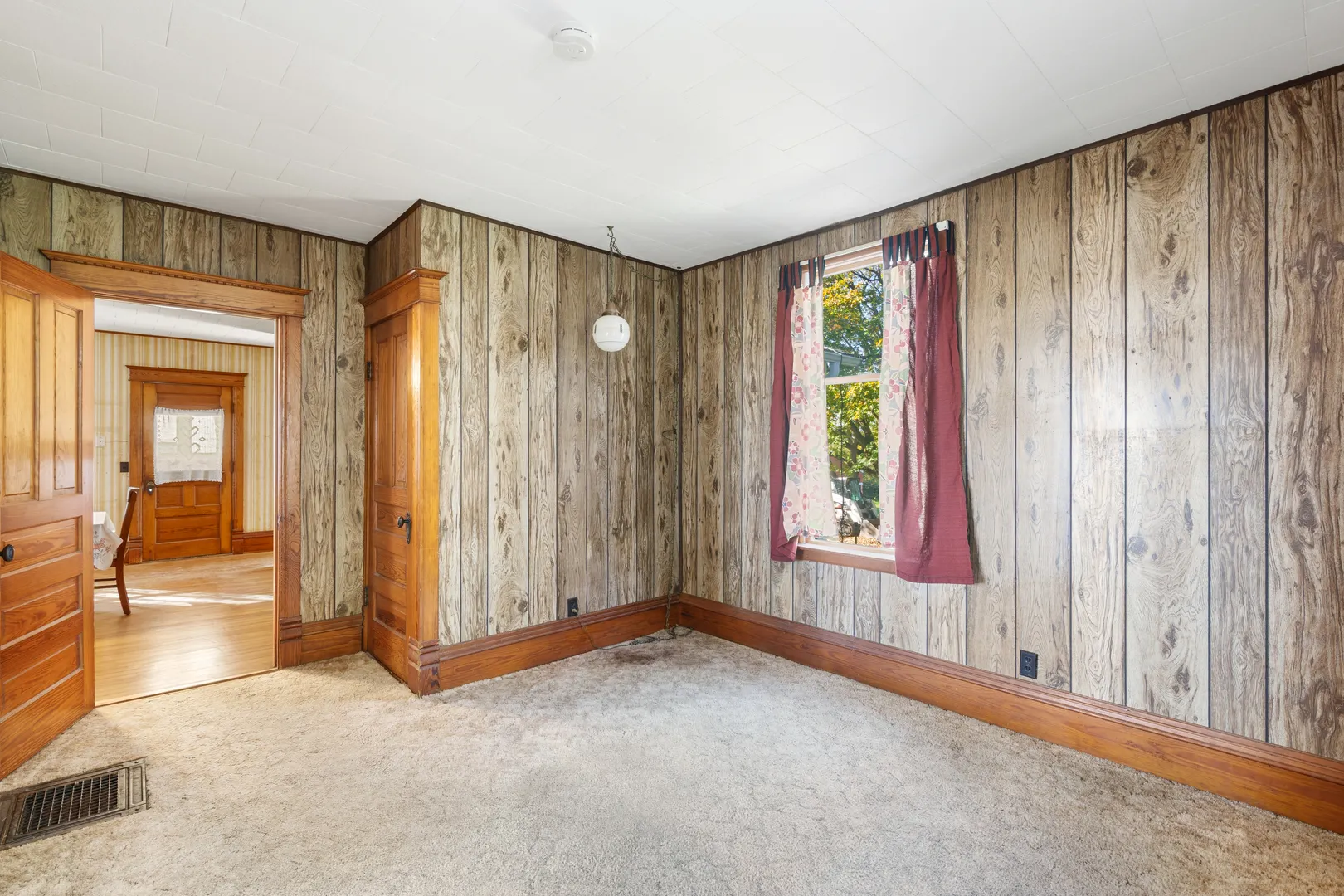 379 Hedge Road IL