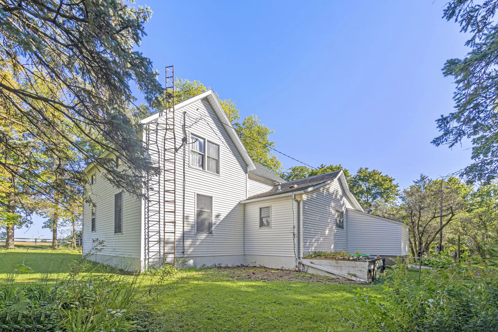 379 Hedge Road IL