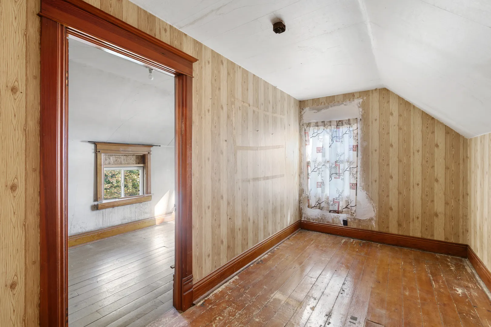 379 Hedge Road IL