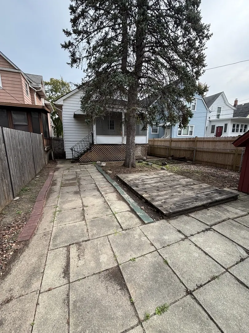 4428 N Springfield Avenue IL