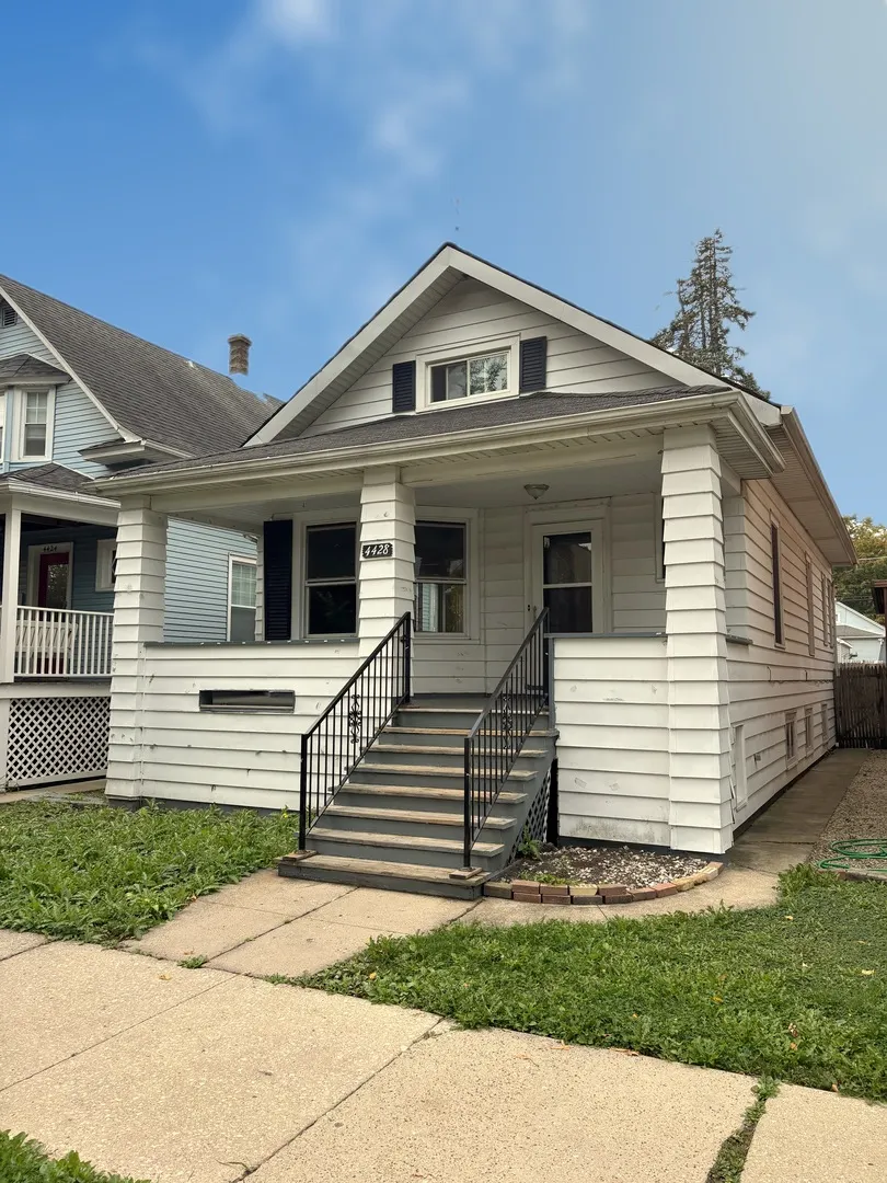 4428 N Springfield Avenue IL