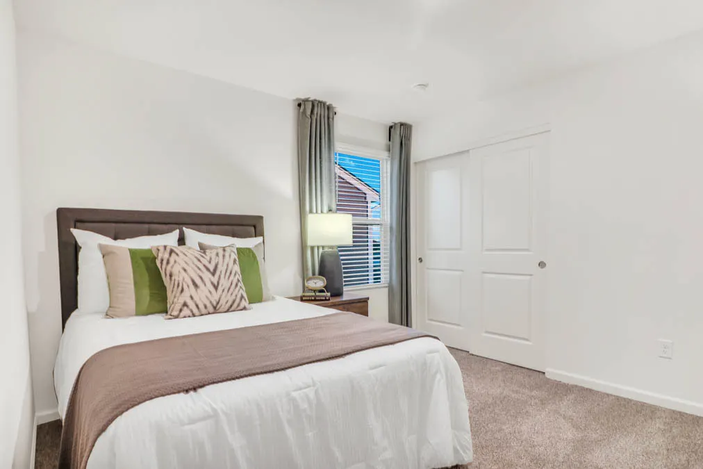 7 International Way IL