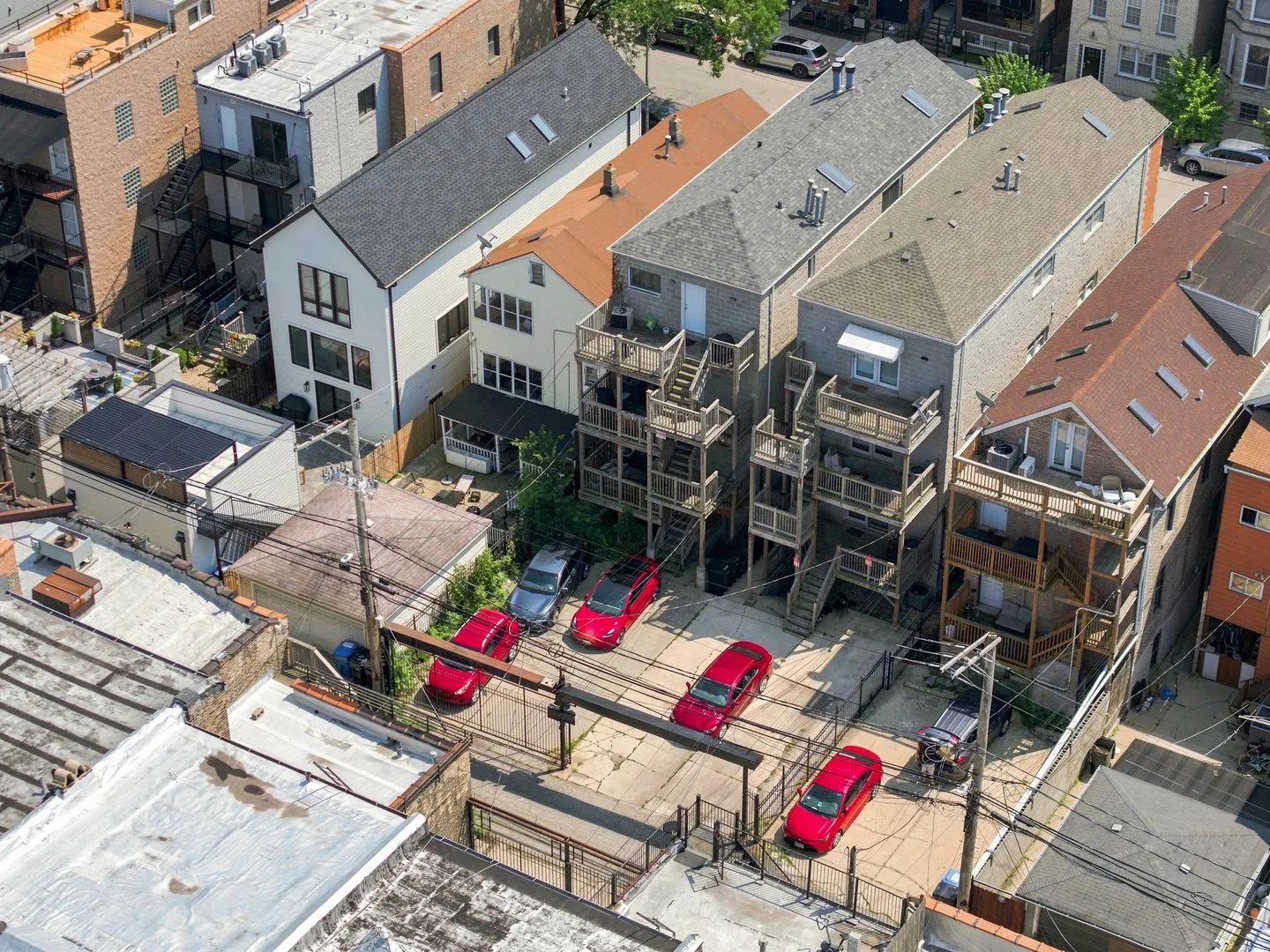 1518 W SUPERIOR Street IL #2