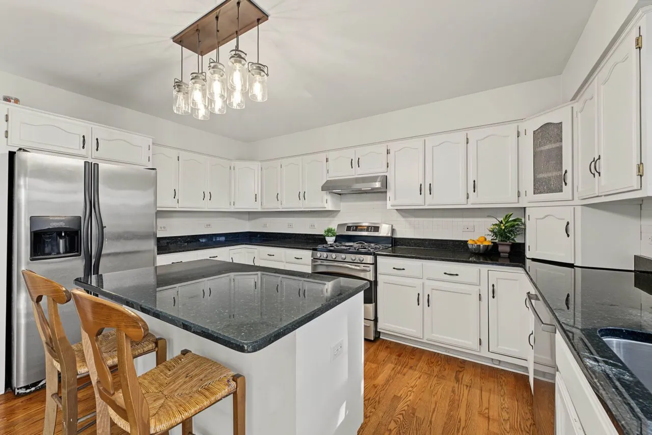 5937 Boundary Road IL
