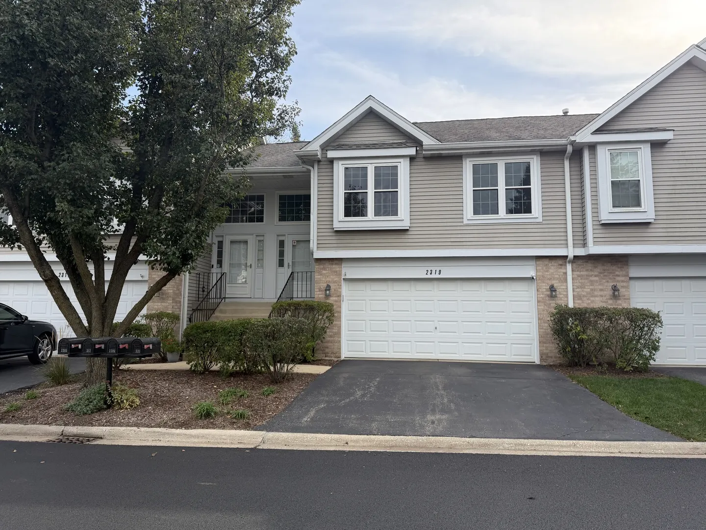 2319 ARQUILLA Drive IL