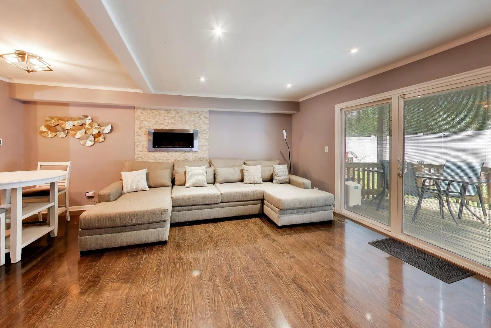 26 Abbey Lane IL
