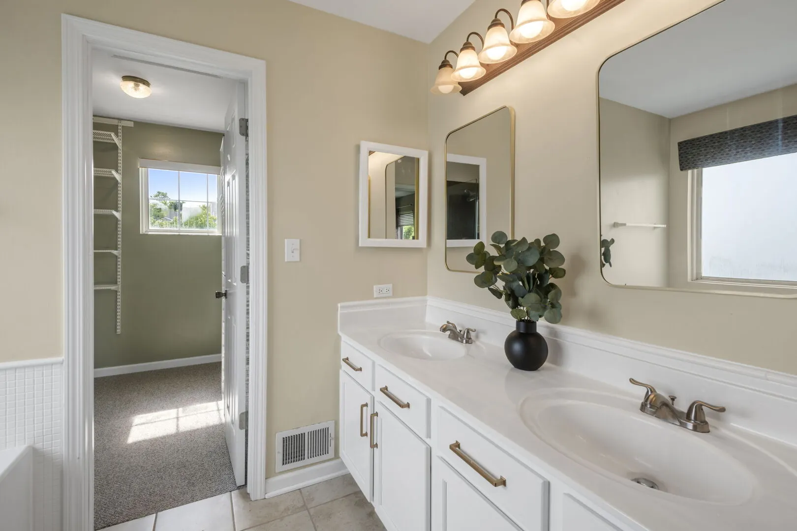 752 Sun Lake Road IL