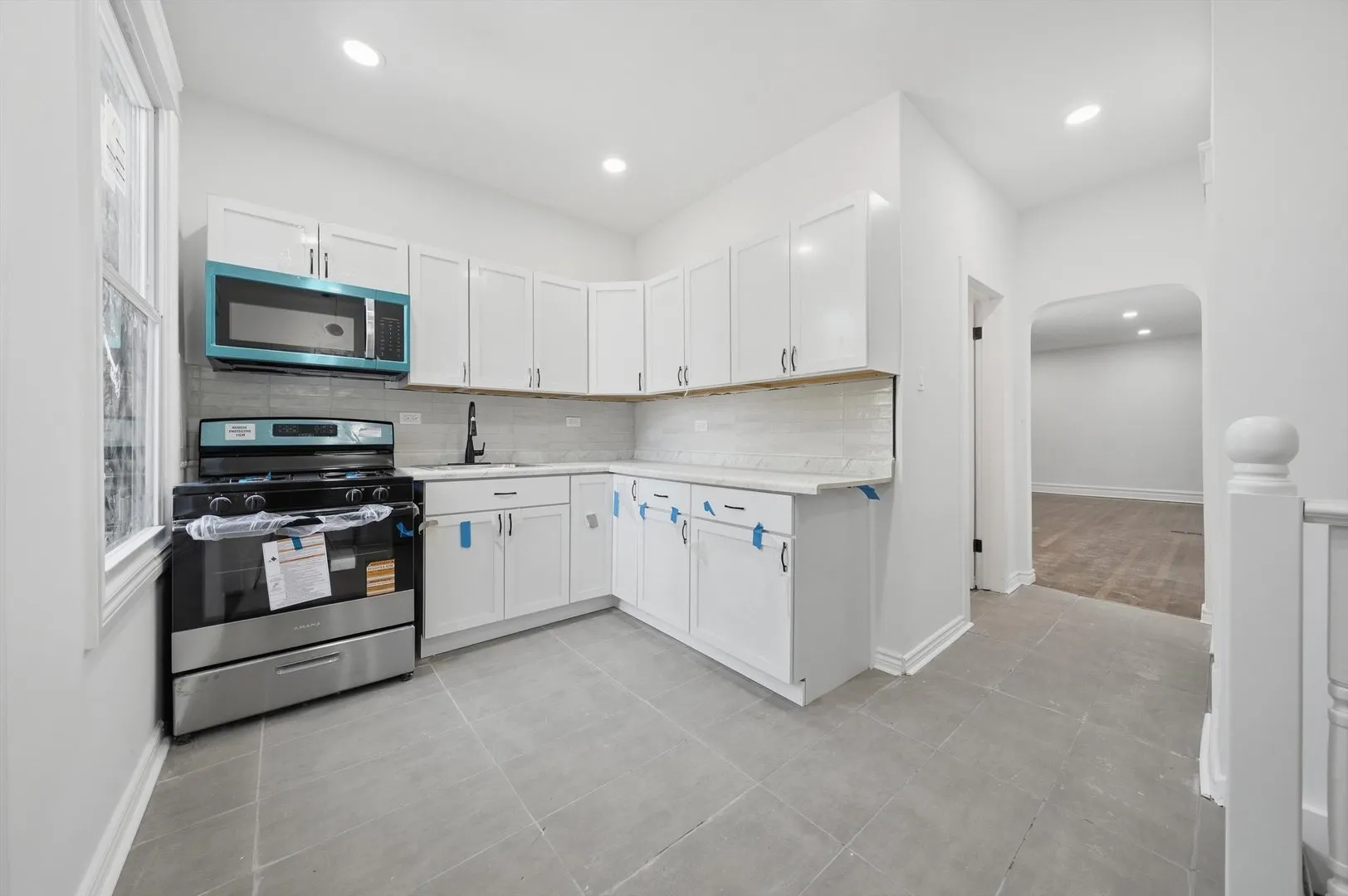 710 E 92nd Place IL