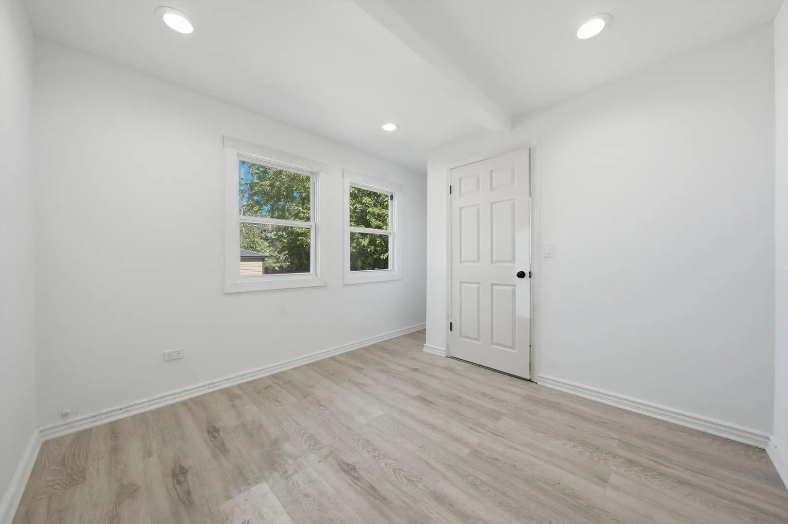 710 E 92nd Place IL