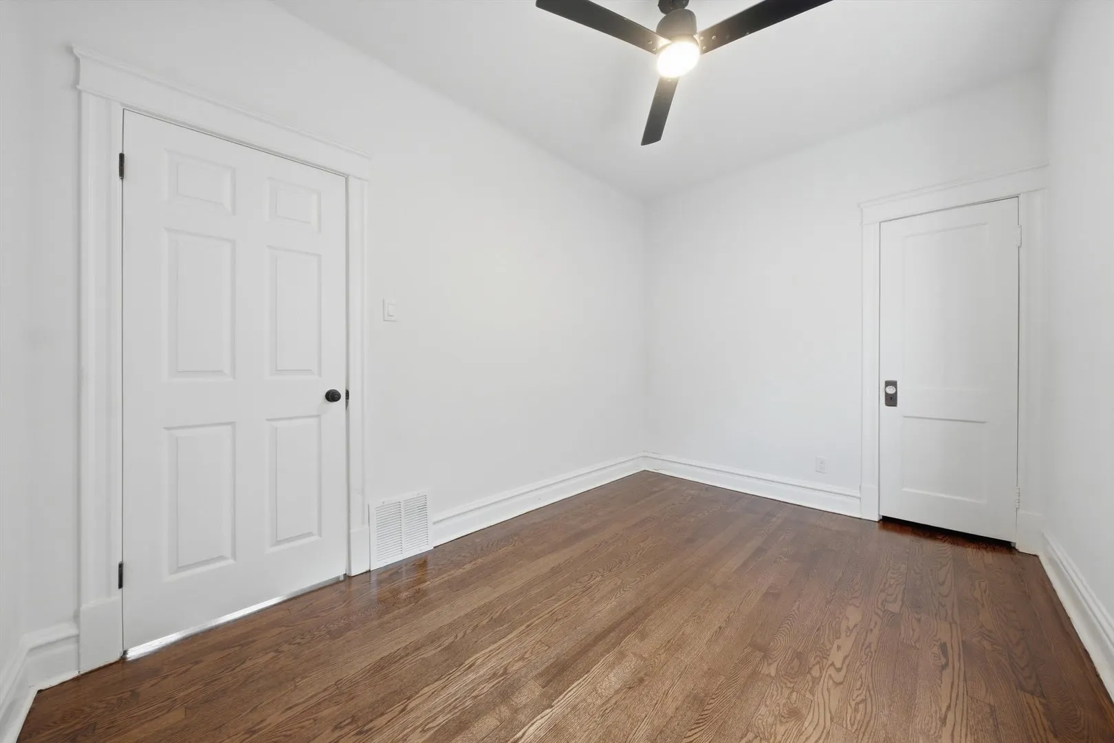 710 E 92nd Place IL