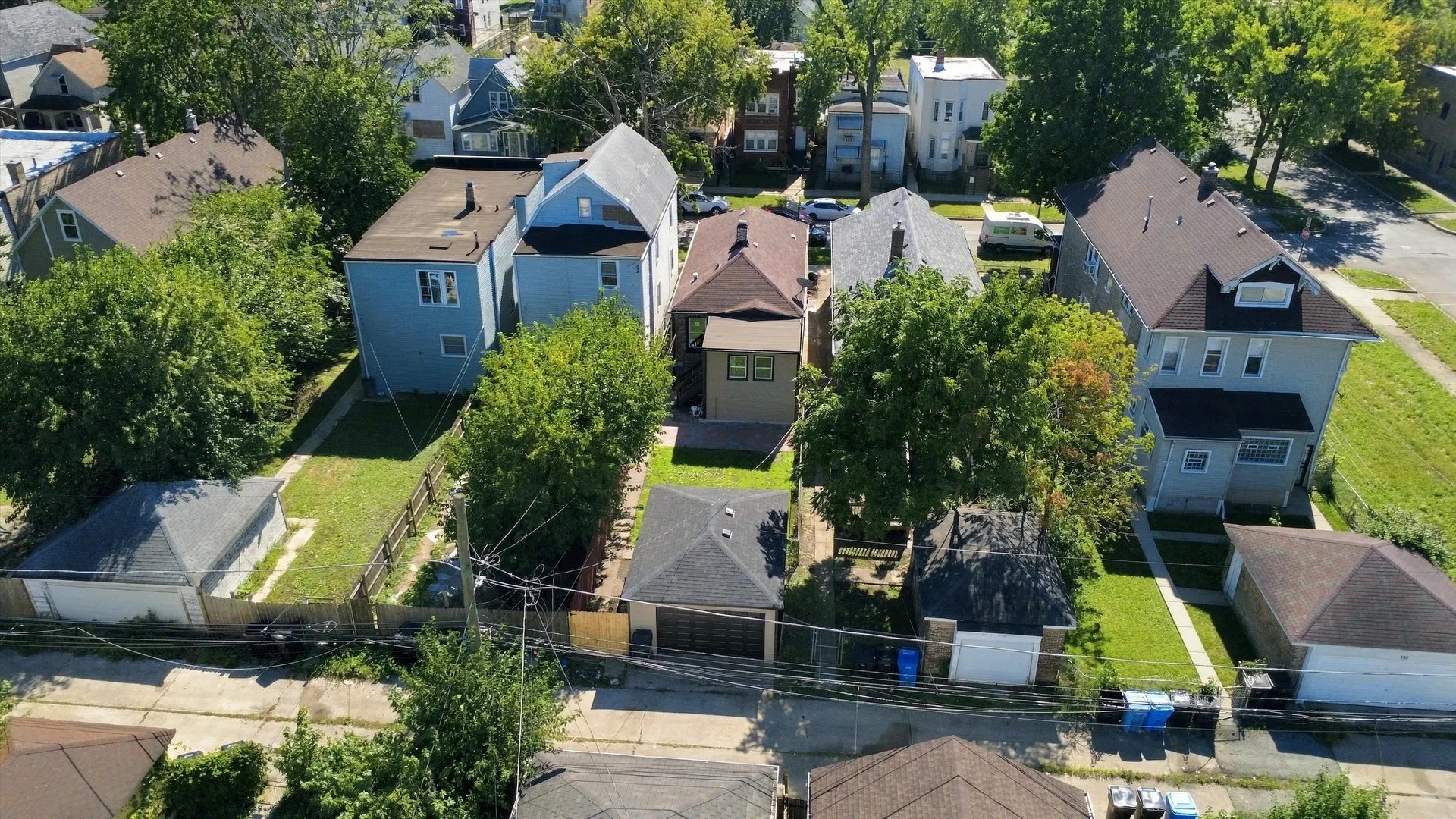 710 E 92nd Place IL