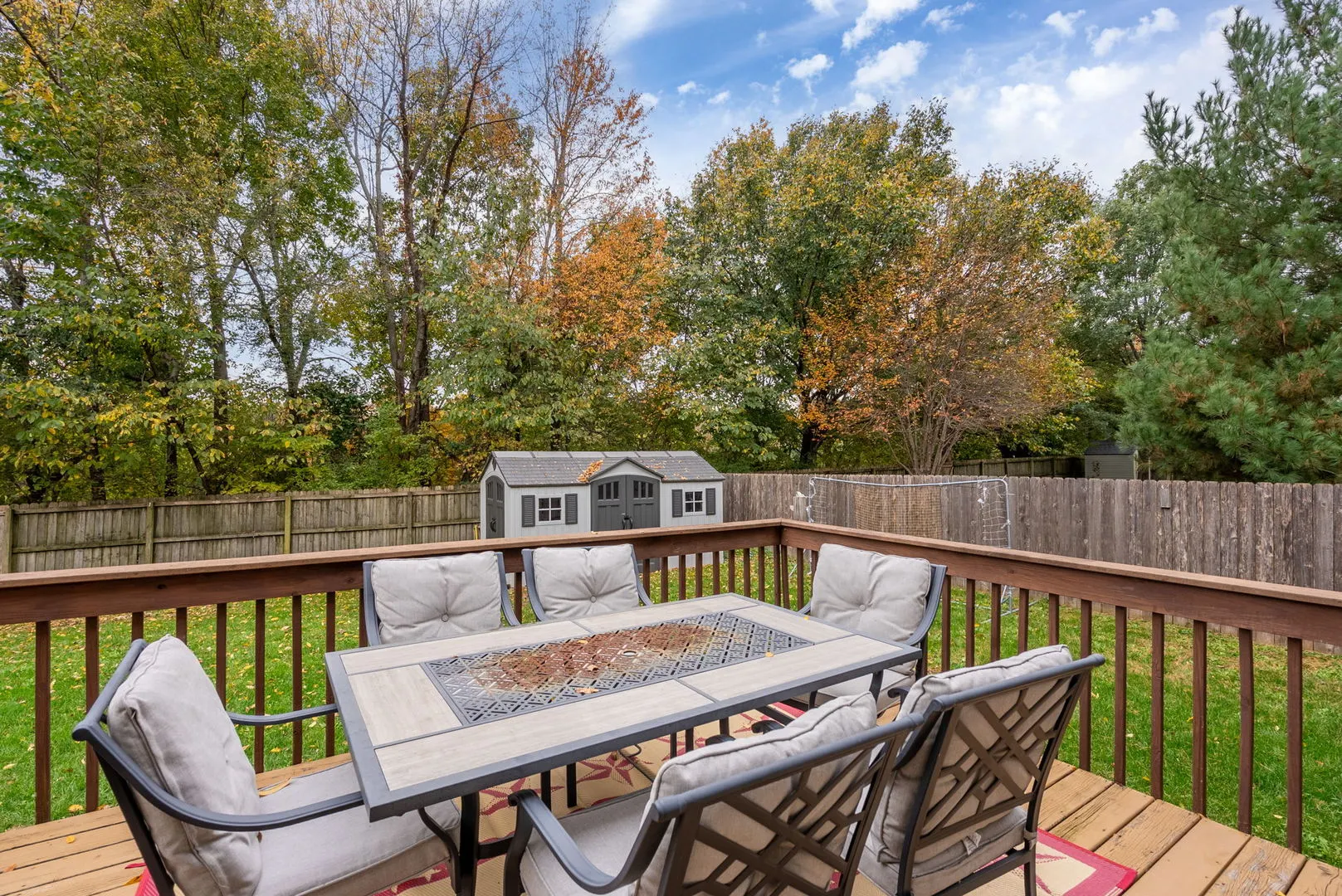5619 BUCKHORN Lane IA