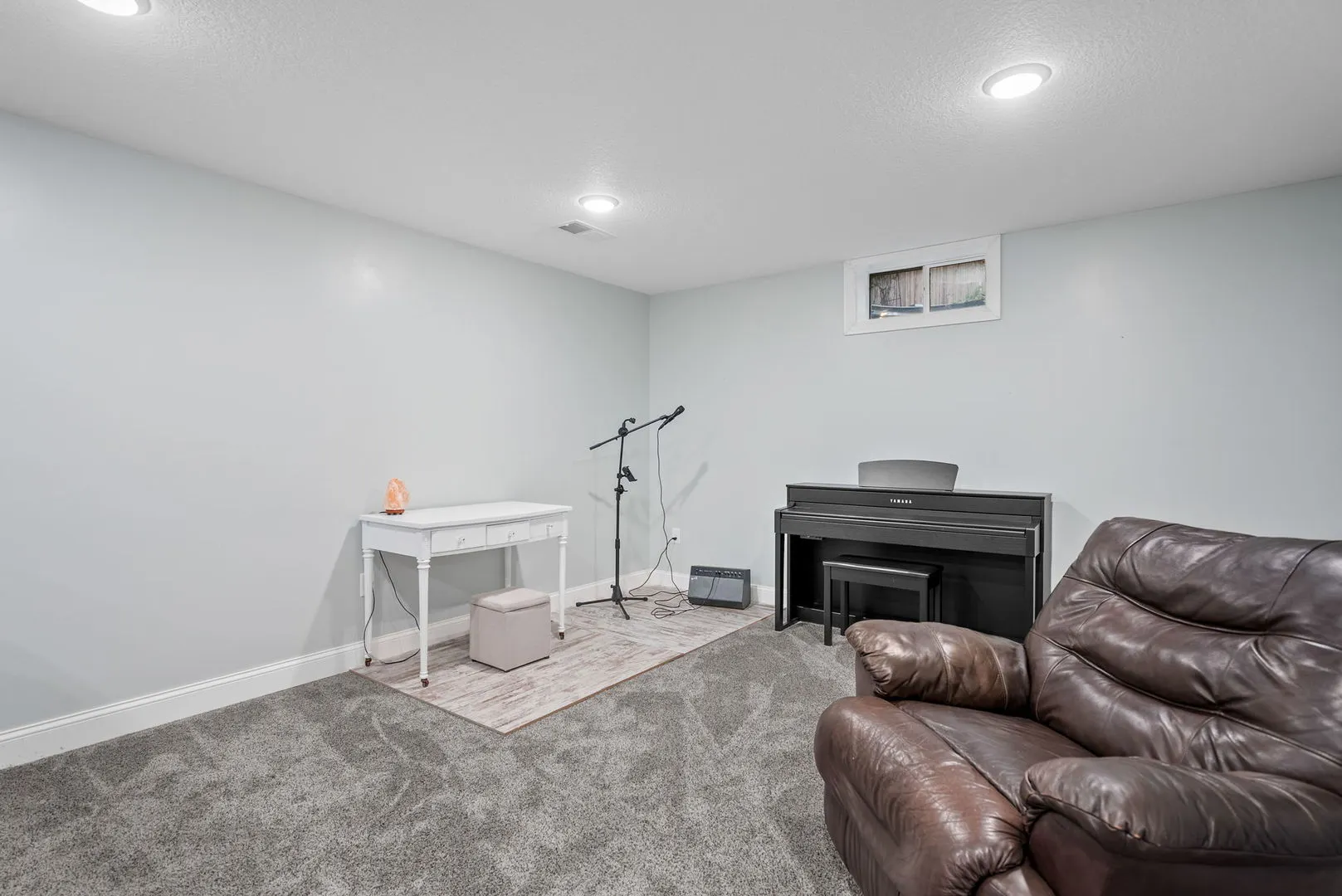 5619 BUCKHORN Lane IA