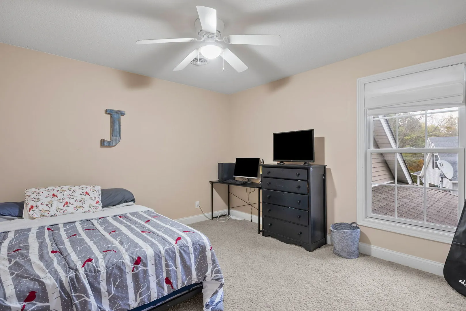 5619 BUCKHORN Lane IA