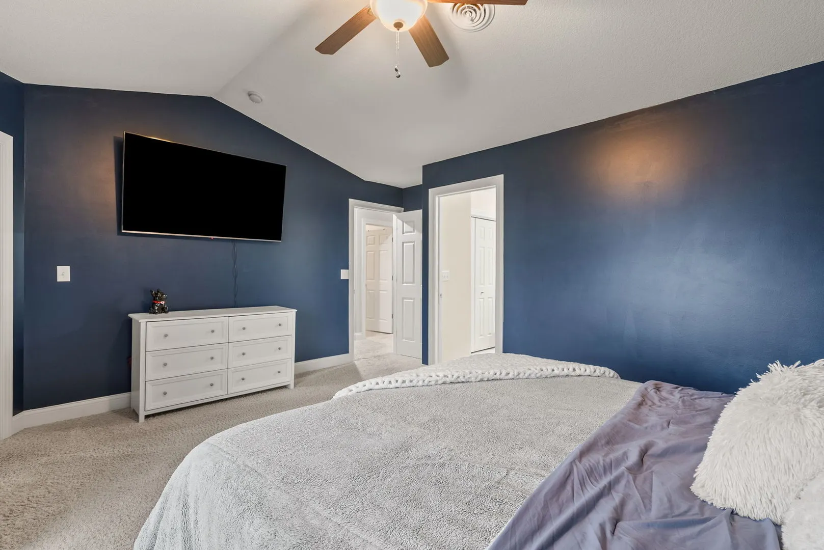 5619 BUCKHORN Lane IA